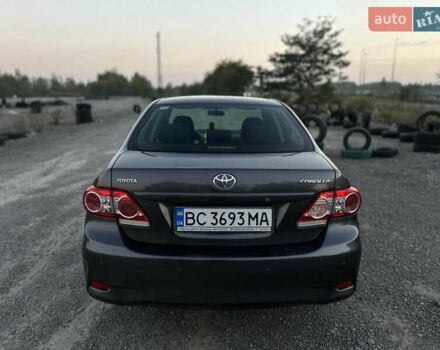 Сірий Тойота Королла, об'ємом двигуна 1.3 л та пробігом 140 тис. км за 7100 $, фото 3 на Automoto.ua