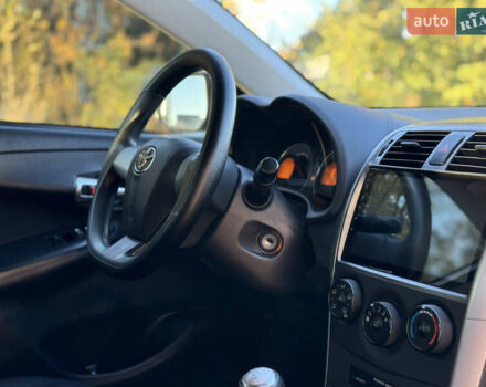 Серый Тойота Королла, объемом двигателя 1.6 л и пробегом 265 тыс. км за 7899 $, фото 17 на Automoto.ua