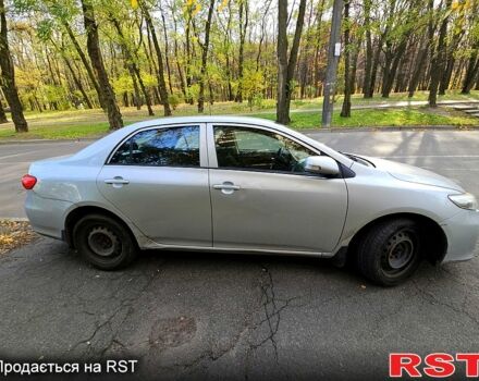 Серый Тойота Королла, объемом двигателя 1.6 л и пробегом 219 тыс. км за 6799 $, фото 4 на Automoto.ua