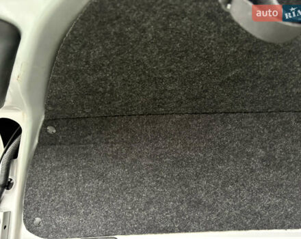 Сірий Тойота Королла, об'ємом двигуна 1.6 л та пробігом 85 тис. км за 12450 $, фото 43 на Automoto.ua