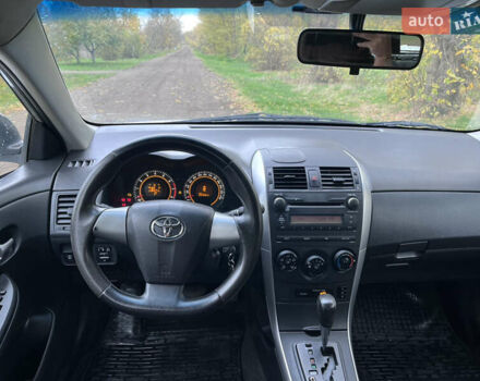 Сірий Тойота Королла, об'ємом двигуна 1.59 л та пробігом 217 тис. км за 8500 $, фото 11 на Automoto.ua