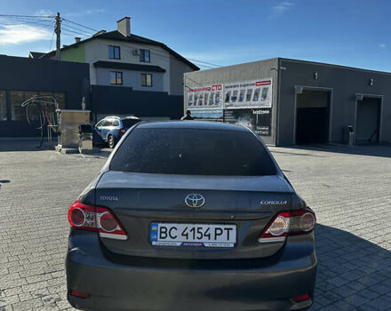 Серый Тойота Королла, объемом двигателя 1.6 л и пробегом 173 тыс. км за 8500 $, фото 4 на Automoto.ua