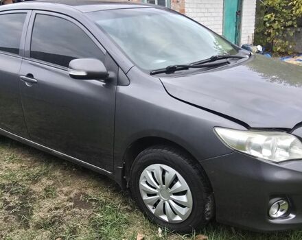 Серый Тойота Королла, объемом двигателя 1.3 л и пробегом 250 тыс. км за 5700 $, фото 1 на Automoto.ua