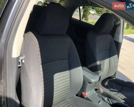 Сірий Тойота Королла, об'ємом двигуна 1.33 л та пробігом 174 тис. км за 7500 $, фото 12 на Automoto.ua
