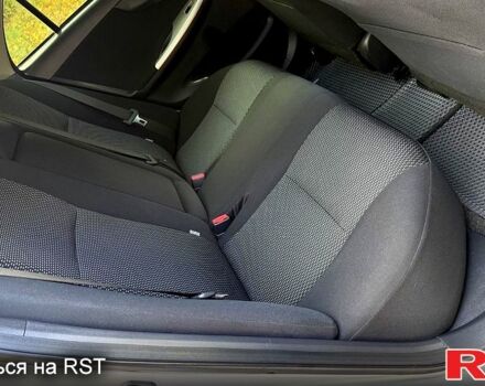 Серый Тойота Королла, объемом двигателя 1.6 л и пробегом 83 тыс. км за 10800 $, фото 9 на Automoto.ua