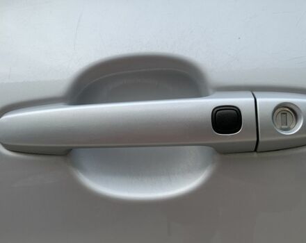 Серый Тойота Королла, объемом двигателя 1.6 л и пробегом 174 тыс. км за 8500 $, фото 3 на Automoto.ua