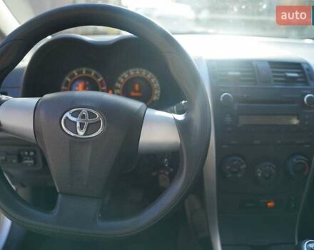 Серый Тойота Королла, объемом двигателя 1.33 л и пробегом 236 тыс. км за 8700 $, фото 6 на Automoto.ua