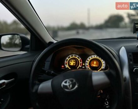 Сірий Тойота Королла, об'ємом двигуна 1.3 л та пробігом 140 тис. км за 7100 $, фото 17 на Automoto.ua