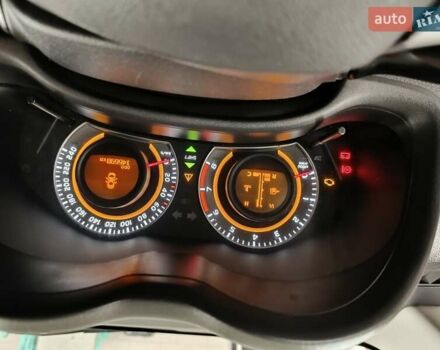 Сірий Тойота Королла, об'ємом двигуна 1.33 л та пробігом 147 тис. км за 9000 $, фото 34 на Automoto.ua