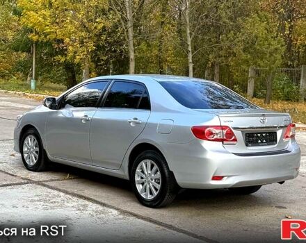 Серый Тойота Королла, объемом двигателя 1.6 л и пробегом 83 тыс. км за 10800 $, фото 4 на Automoto.ua