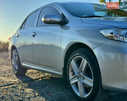 Серый Тойота Королла, объемом двигателя 1.6 л и пробегом 265 тыс. км за 7899 $, фото 1 на Automoto.ua