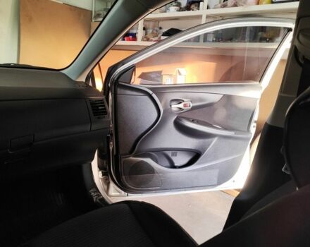 Серый Тойота Королла, объемом двигателя 1 л и пробегом 103 тыс. км за 8158 $, фото 2 на Automoto.ua