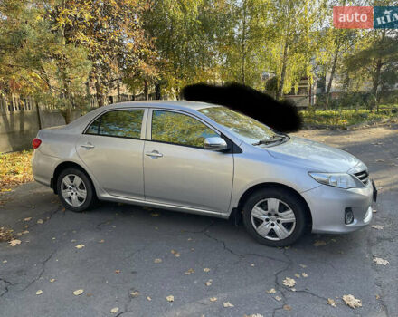 Тойота Королла 2011 в Хмельницком на Automoto.ua Серый Тойота Королла, объемом двигателя 1.6 л и пробегом 118 тыс. км за 8500 $, фото 4 на Automoto.ua