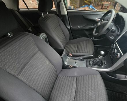 Серый Тойота Королла, объемом двигателя 1.3 л и пробегом 250 тыс. км за 5700 $, фото 6 на Automoto.ua