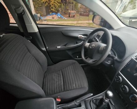 Серый Тойота Королла, объемом двигателя 1.3 л и пробегом 250 тыс. км за 5700 $, фото 8 на Automoto.ua