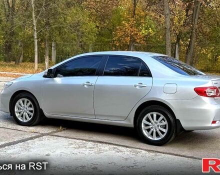 Серый Тойота Королла, объемом двигателя 1.6 л и пробегом 83 тыс. км за 10800 $, фото 2 на Automoto.ua