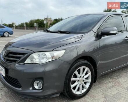 Серый Тойота Королла, объемом двигателя 1.6 л и пробегом 174 тыс. км за 10000 $, фото 4 на Automoto.ua
