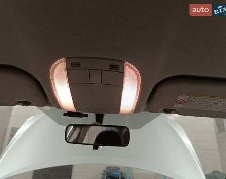 Сірий Тойота Королла, об'ємом двигуна 1.33 л та пробігом 147 тис. км за 9000 $, фото 33 на Automoto.ua