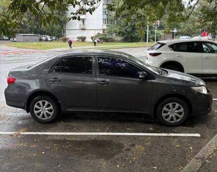 Сірий Тойота Королла, об'ємом двигуна 1.33 л та пробігом 260 тис. км за 6500 $, фото 2 на Automoto.ua