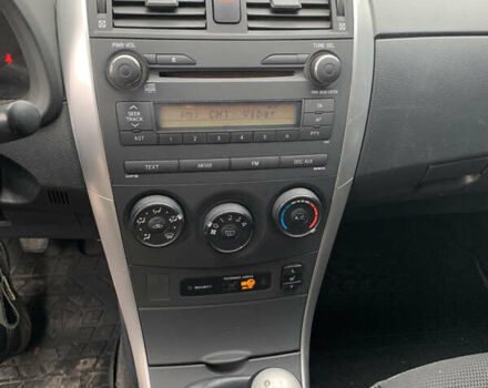 Серый Тойота Королла, объемом двигателя 1.33 л и пробегом 254 тыс. км за 6599 $, фото 10 на Automoto.ua