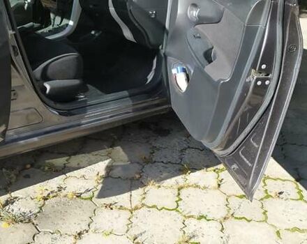 Тойота Королла 2011 в Сумах на Automoto.ua Серый Тойота Королла, объемом двигателя 1.6 л и пробегом 188 тыс. км за 9500 $, фото 3 на Automoto.ua