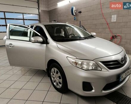 Сірий Тойота Королла, об'ємом двигуна 1.33 л та пробігом 147 тис. км за 9000 $, фото 28 на Automoto.ua