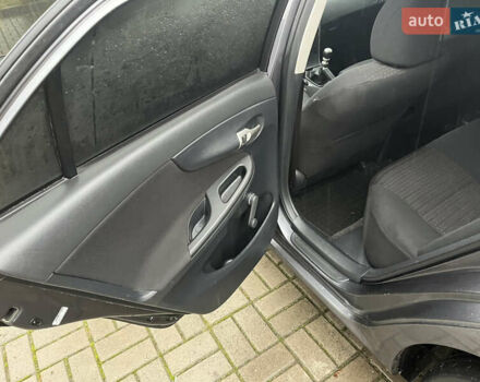 Серый Тойота Королла, объемом двигателя 1.33 л и пробегом 208 тыс. км за 6300 $, фото 10 на Automoto.ua