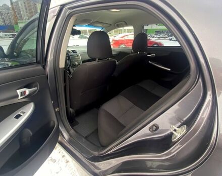 Серый Тойота Королла, объемом двигателя 1.6 л и пробегом 265 тыс. км за 7900 $, фото 2 на Automoto.ua