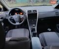 Серый Тойота Королла, объемом двигателя 1.33 л и пробегом 258 тыс. км за 7800 $, фото 4 на Automoto.ua
