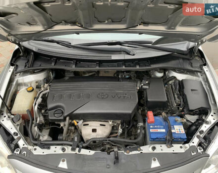 Серый Тойота Королла, объемом двигателя 1.33 л и пробегом 254 тыс. км за 6599 $, фото 13 на Automoto.ua