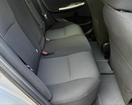 Серый Тойота Королла, объемом двигателя 1.6 л и пробегом 83 тыс. км за 10800 $, фото 20 на Automoto.ua