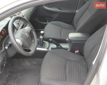 Серый Тойота Королла, объемом двигателя 1.33 л и пробегом 182 тыс. км за 7799 $, фото 19 на Automoto.ua