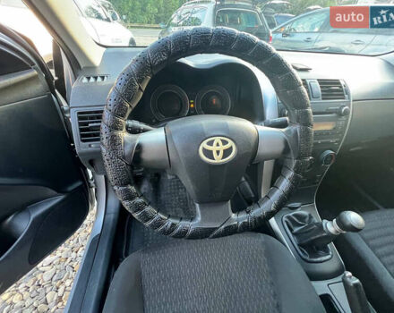 Серый Тойота Королла, объемом двигателя 1.3 л и пробегом 200 тыс. км за 6299 $, фото 19 на Automoto.ua