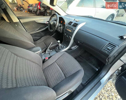 Серый Тойота Королла, объемом двигателя 1.3 л и пробегом 200 тыс. км за 6299 $, фото 15 на Automoto.ua