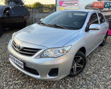 Серый Тойота Королла, объемом двигателя 1.3 л и пробегом 200 тыс. км за 6299 $, фото 3 на Automoto.ua
