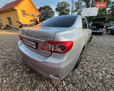 Серый Тойота Королла, объемом двигателя 1.3 л и пробегом 200 тыс. км за 6299 $, фото 4 на Automoto.ua