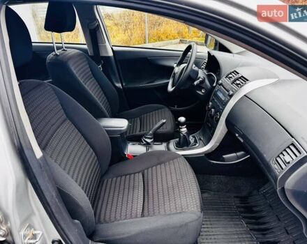 Серый Тойота Королла, объемом двигателя 1.33 л и пробегом 270 тыс. км за 5300 $, фото 39 на Automoto.ua