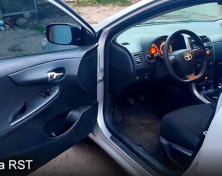 Сірий Тойота Королла, об'ємом двигуна 1.3 л та пробігом 207 тис. км за 5899 $, фото 5 на Automoto.ua