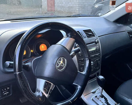 Сірий Тойота Королла, об'ємом двигуна 1.6 л та пробігом 240 тис. км за 9200 $, фото 23 на Automoto.ua