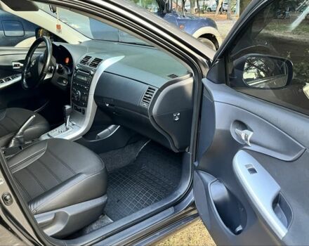 Серый Тойота Королла, объемом двигателя 1.6 л и пробегом 240 тыс. км за 9200 $, фото 8 на Automoto.ua