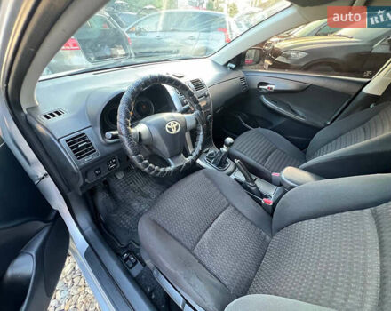 Серый Тойота Королла, объемом двигателя 1.3 л и пробегом 200 тыс. км за 6299 $, фото 18 на Automoto.ua