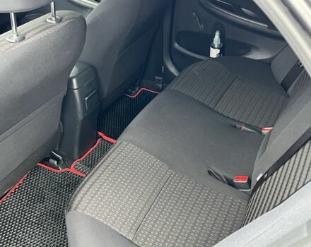 Серый Тойота Королла, объемом двигателя 1.6 л и пробегом 179 тыс. км за 8999 $, фото 7 на Automoto.ua