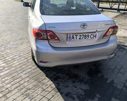 Сірий Тойота Королла, об'ємом двигуна 1.33 л та пробігом 250 тис. км за 6000 $, фото 4 на Automoto.ua