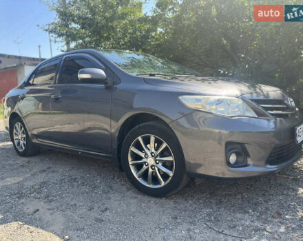 Сірий Тойота Королла, об'ємом двигуна 1.6 л та пробігом 240 тис. км за 9200 $, фото 2 на Automoto.ua