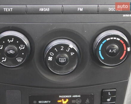 Серый Тойота Королла, объемом двигателя 1.33 л и пробегом 182 тыс. км за 7799 $, фото 27 на Automoto.ua