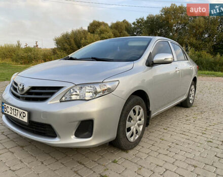 Серый Тойота Королла, объемом двигателя 1.33 л и пробегом 229 тыс. км за 6900 $, фото 4 на Automoto.ua