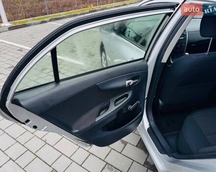 Серый Тойота Королла, объемом двигателя 1.33 л и пробегом 270 тыс. км за 5300 $, фото 32 на Automoto.ua