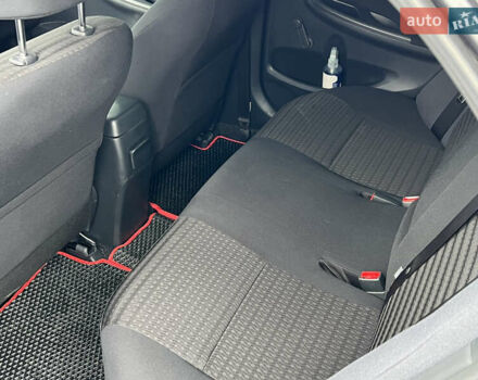 Серый Тойота Королла, объемом двигателя 1.6 л и пробегом 179 тыс. км за 8999 $, фото 12 на Automoto.ua