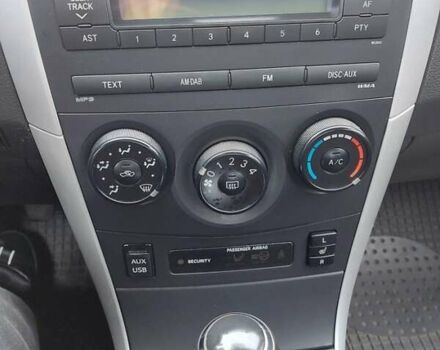 Серый Тойота Королла, объемом двигателя 1.4 л и пробегом 178 тыс. км за 9200 $, фото 13 на Automoto.ua