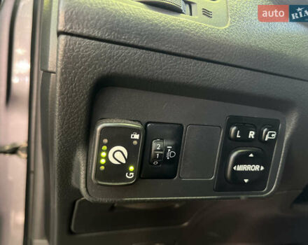 Сірий Тойота Королла, об'ємом двигуна 1.6 л та пробігом 240 тис. км за 9200 $, фото 27 на Automoto.ua